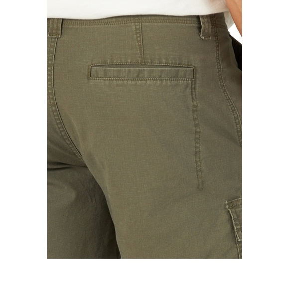 Wrangler NWT Big Men's Relaxed Fit Stretch Cargo Short 002-07 - Picture 4 of 10